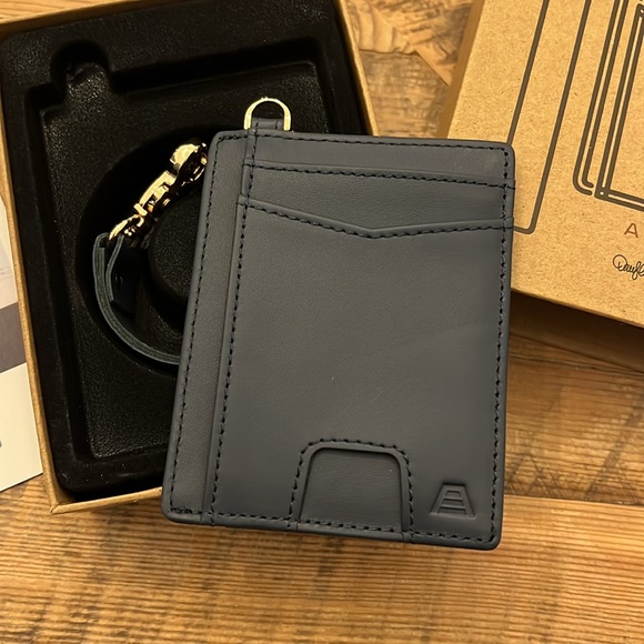 Brand new in package classic navy Andar Denner Wallet. - Picture 2 of 5